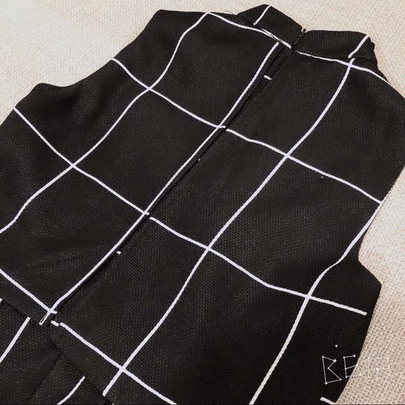 Forav NYC style strip dress 👗 - Picture 5 of 7